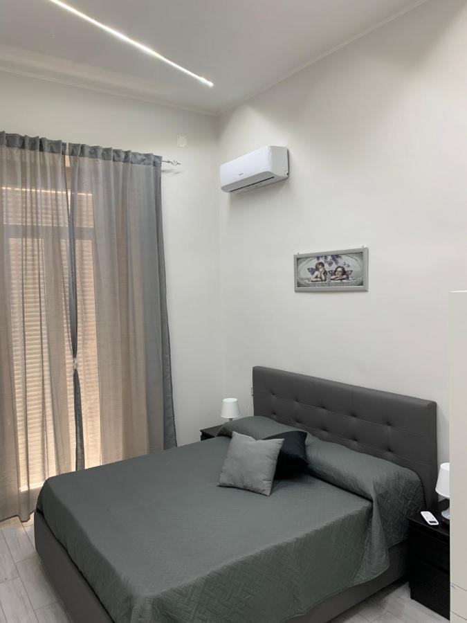 Senorita House Apartment เนเปิลส์ ภายนอก รูปภาพ
